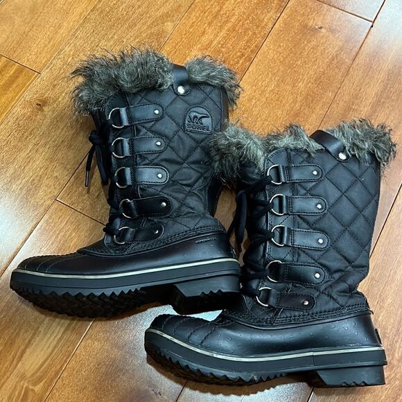 Sorel Shoes - Sorel Tofino Snow‎ Boots Womens Black Quilted Faux Fur Waterproof LL1846-011 6